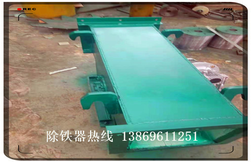 管道除鐵器，廣西管道除鐵器工作原理_RCYG液體不銹鋼廣西管道除鐵器工作原理_水泥造紙廠管道除鐵器圖片