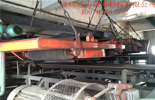 自卸式電磁除鐵器，新疆自卸式電磁除鐵器RCY工作視頻_國家標(biāo)準(zhǔn)_新疆自卸式電磁除鐵器RCY廠家訂做配電箱型號